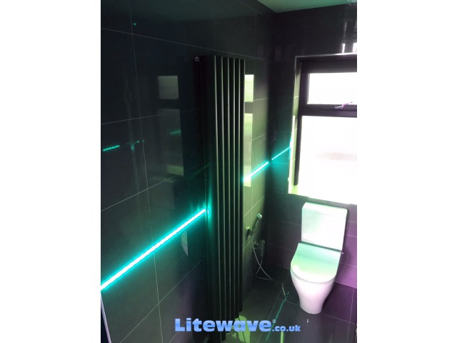 Colour Changing LED Stirps in Tiles